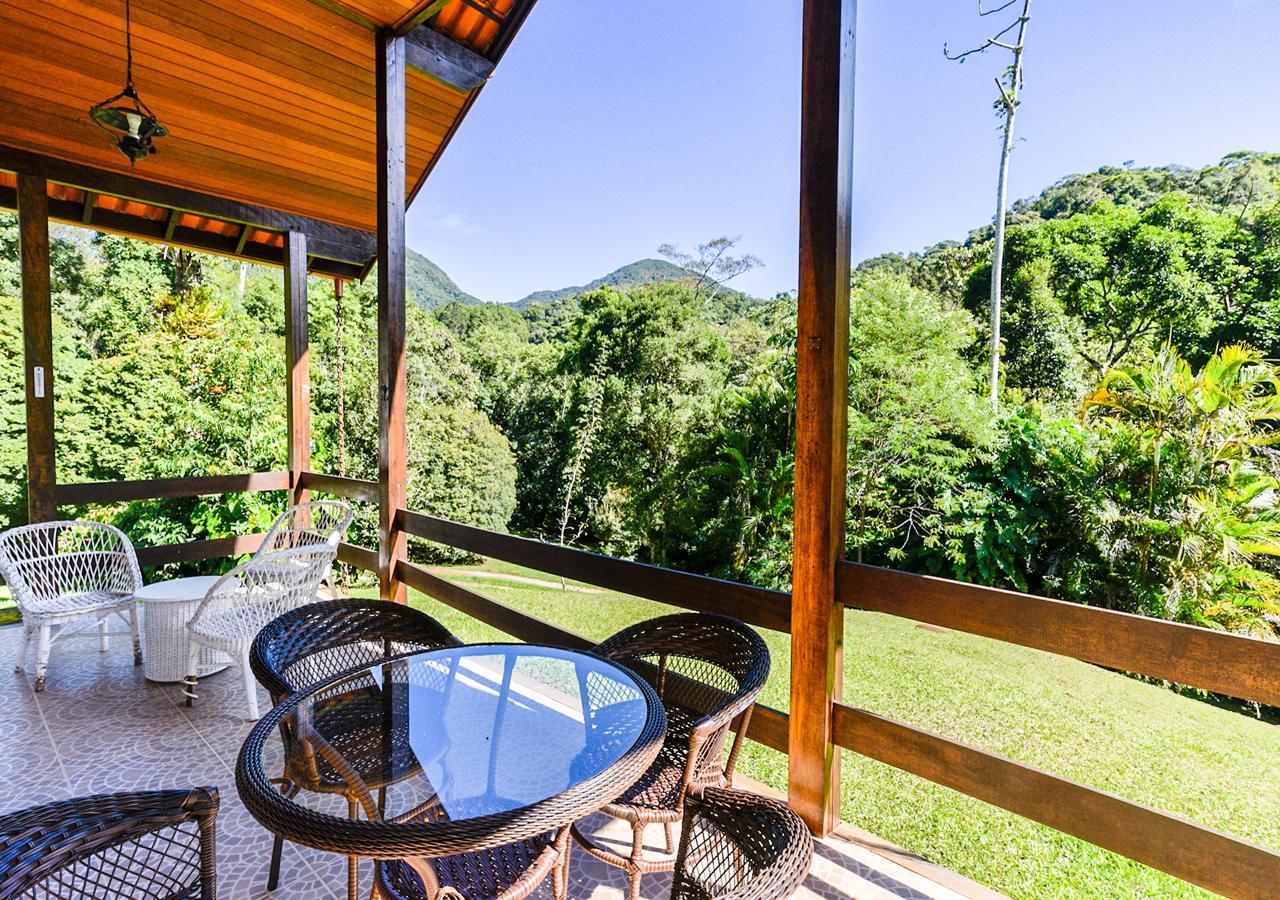 Refugio Ecologico Amadamata Hotel Нова-Фрибурго Екстериор снимка